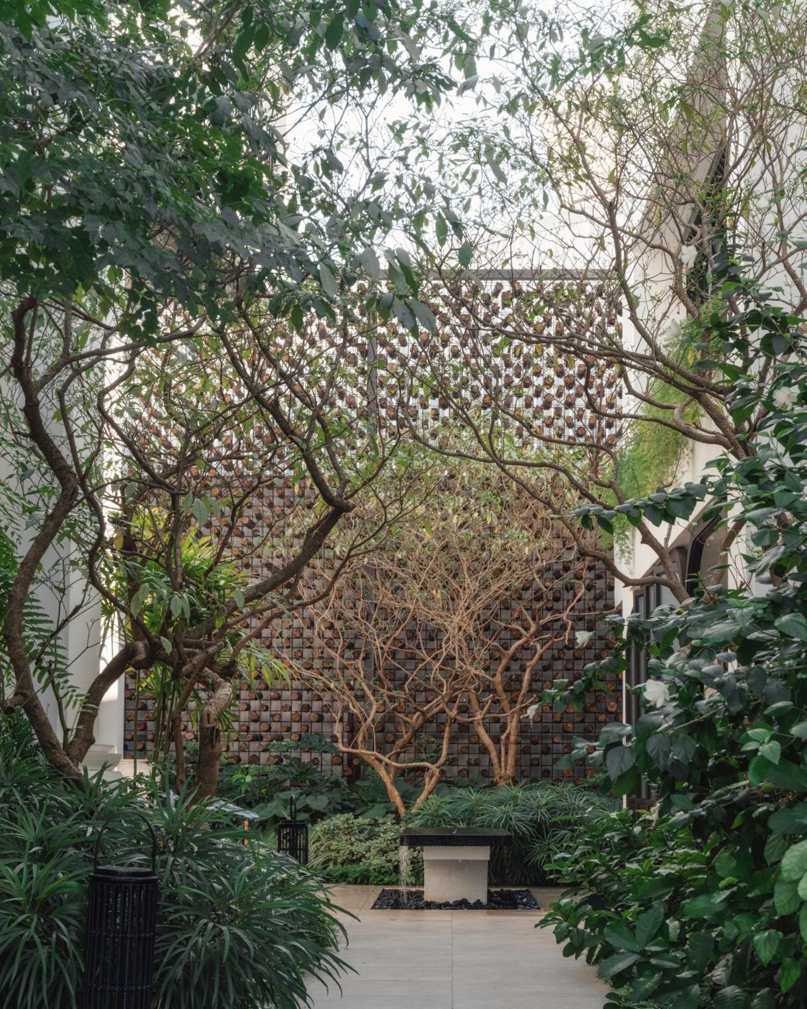 Burirattana Hotel-An Adults Only Hotel Chiang Mai Extérieur photo
